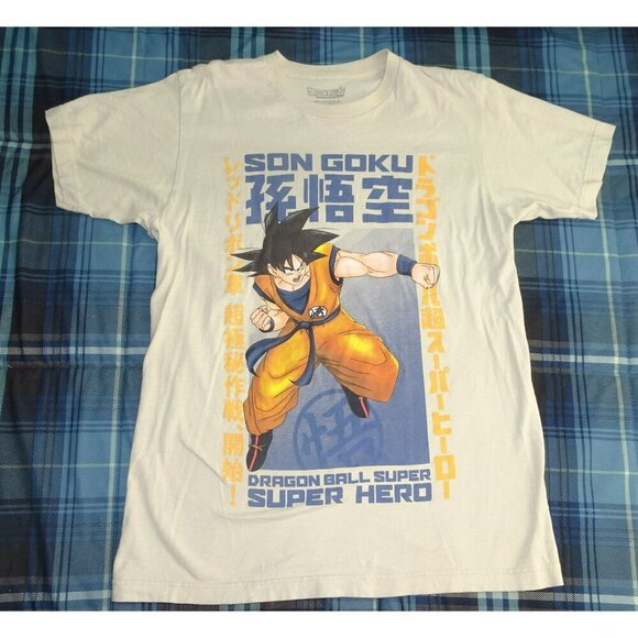 Dragon Ball Z "Son Goku" Super Hero Off White T-Shirt Size Medium - Picture 1 of 4